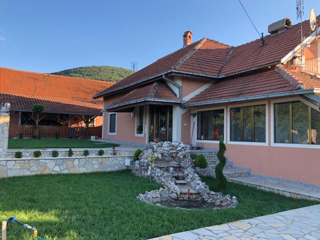 Apartmani Djokic Sa Bazenom Sokobanja Exterior foto